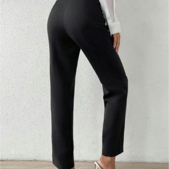 Elegant Black Women's Pants - Picture 2 of 5